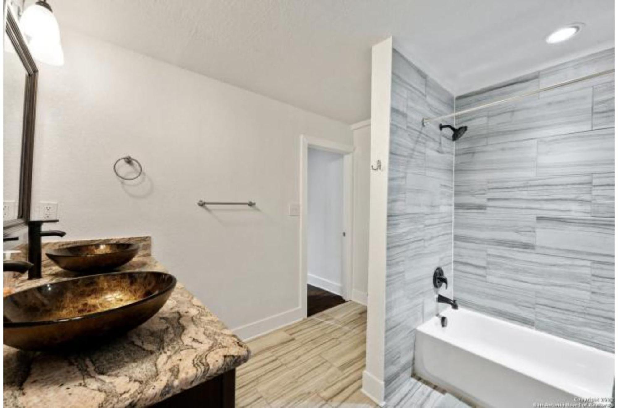 Experience Serenity In A 4Br3Ba Downtown Home 샌안토니오 외부 사진